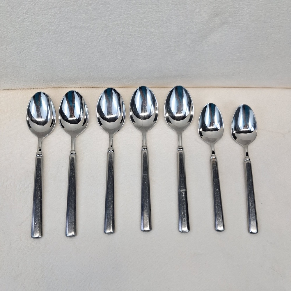 Cambridge Silversmiths 18/10 Stainless Steel Spoons Unknown Pattern